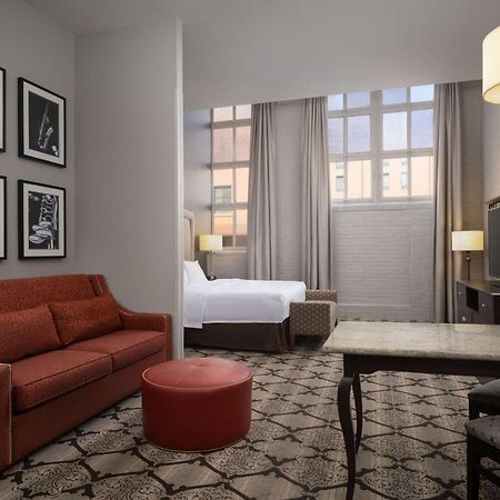 Hampton Inn And Suites New Orleans Convention Center Екстер'єр фото
