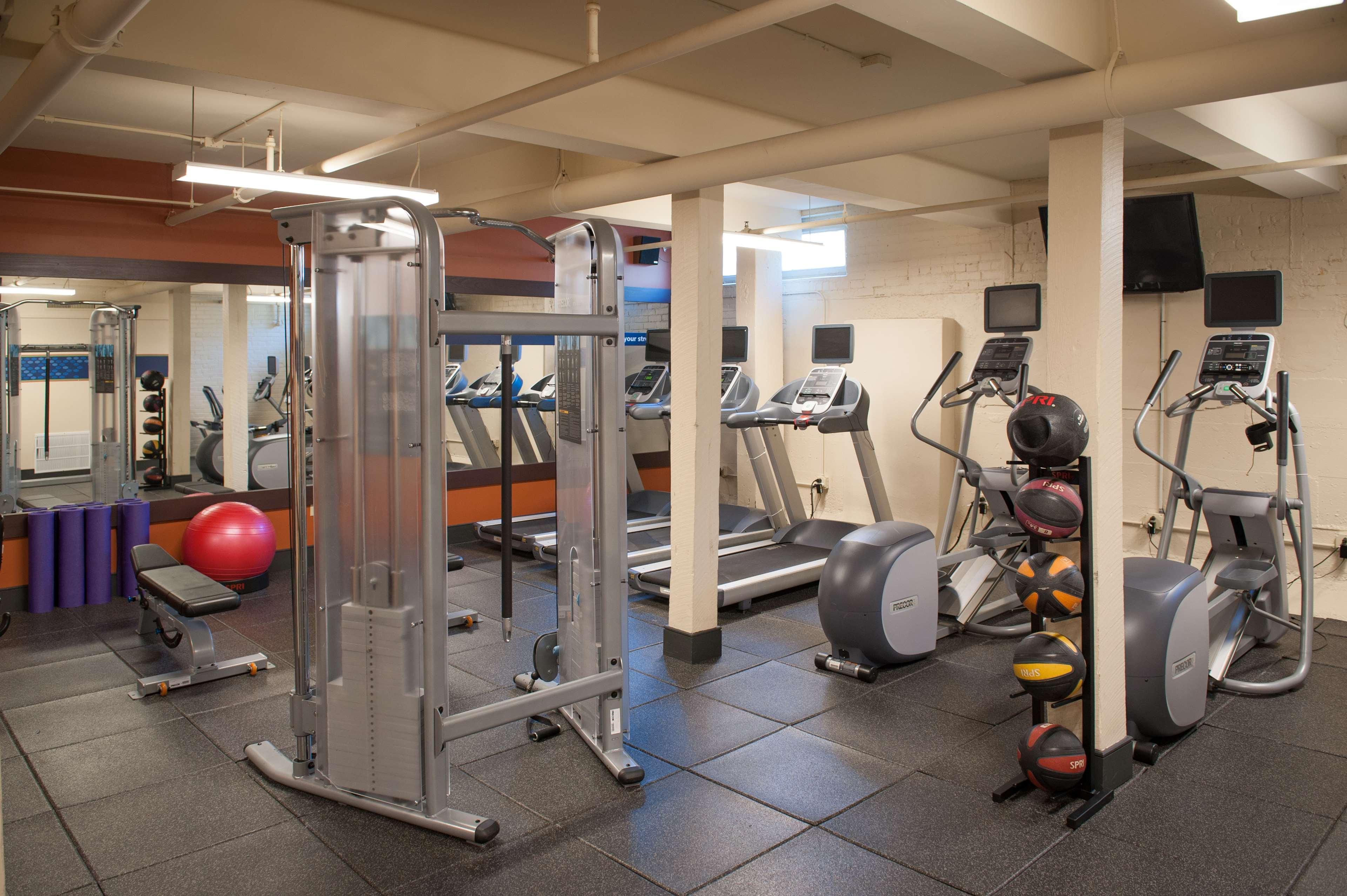 Hampton Inn And Suites New Orleans Convention Center Екстер'єр фото