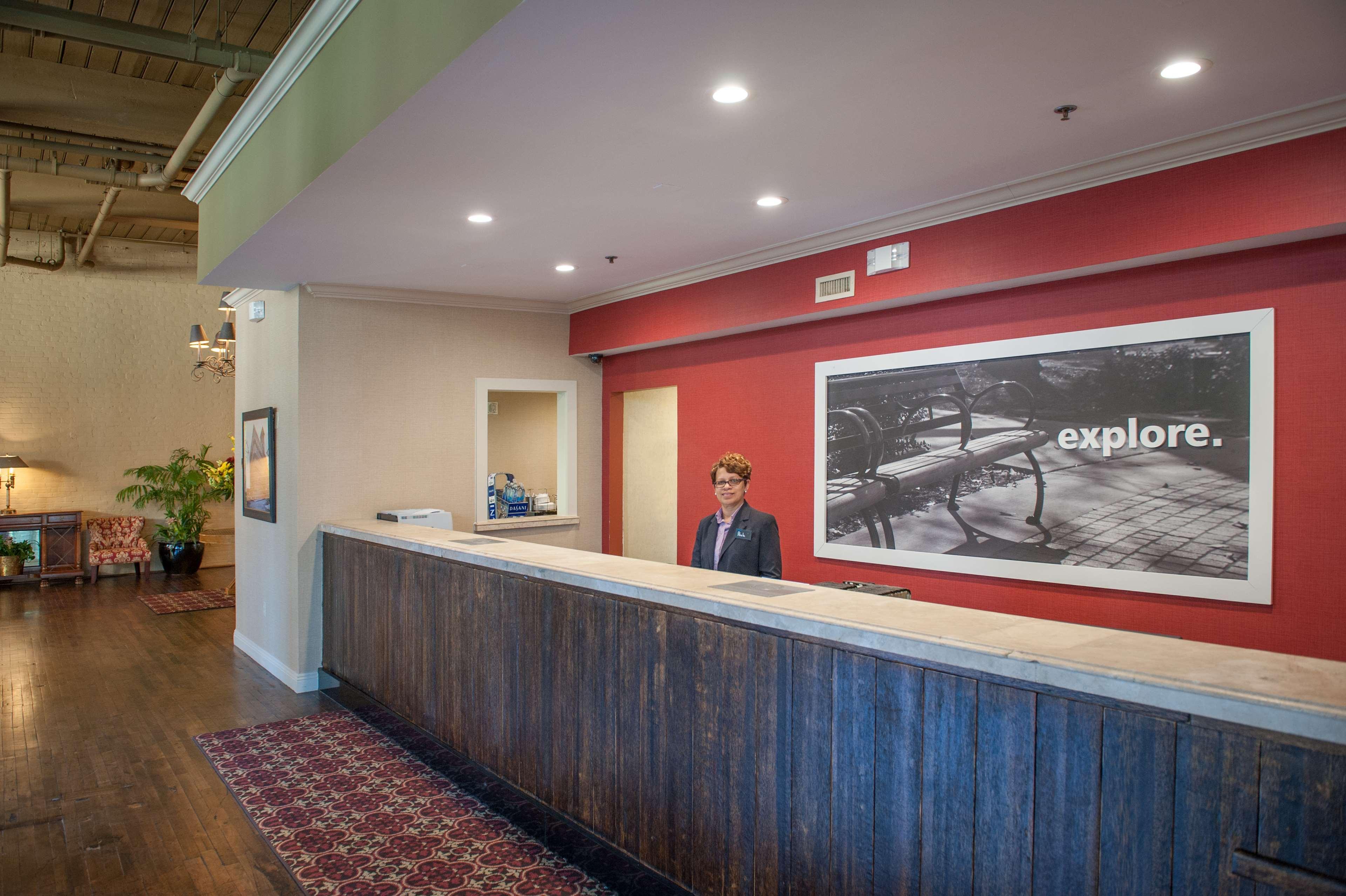 Hampton Inn And Suites New Orleans Convention Center Екстер'єр фото