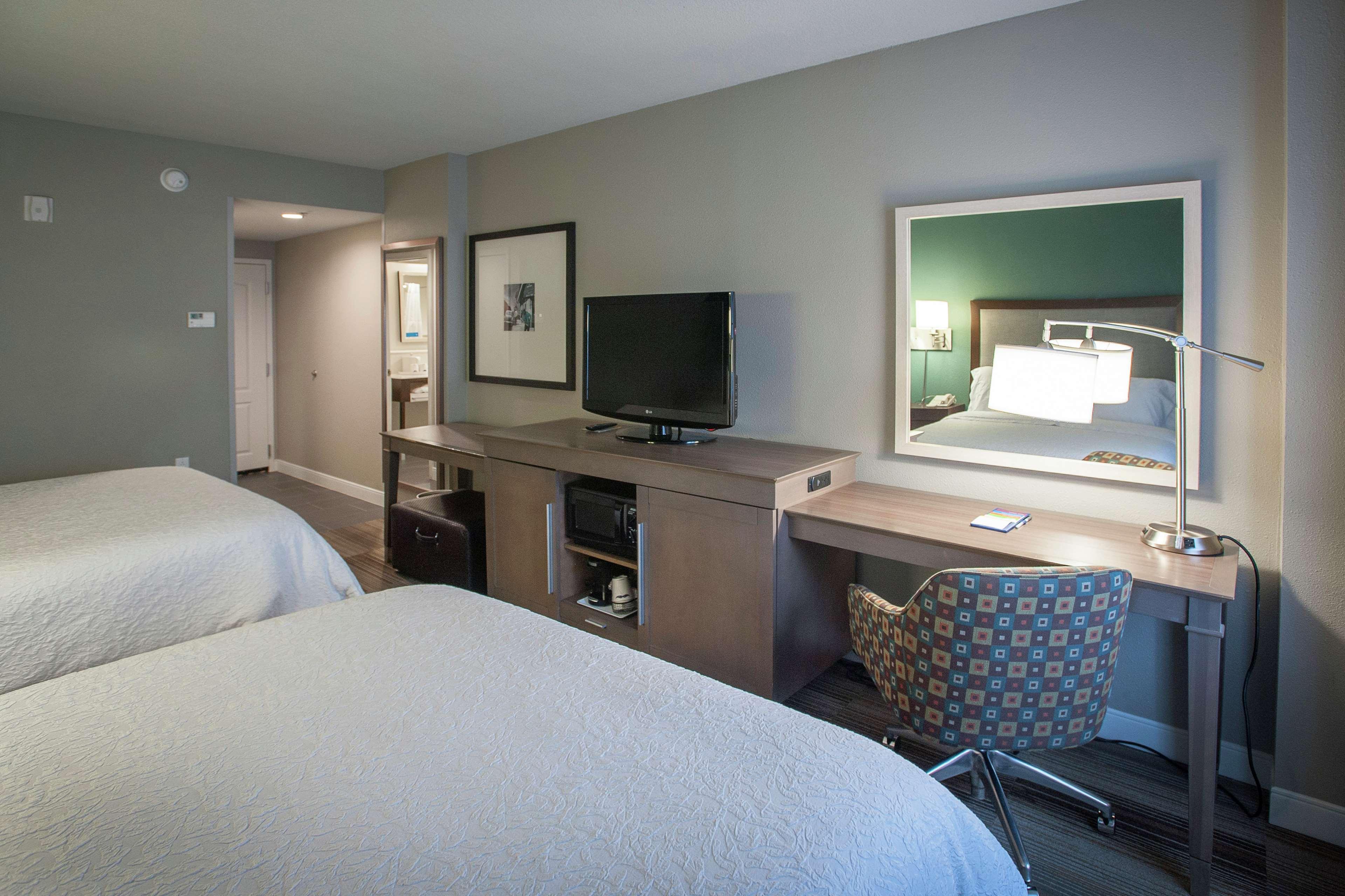 Hampton Inn And Suites New Orleans Convention Center Екстер'єр фото