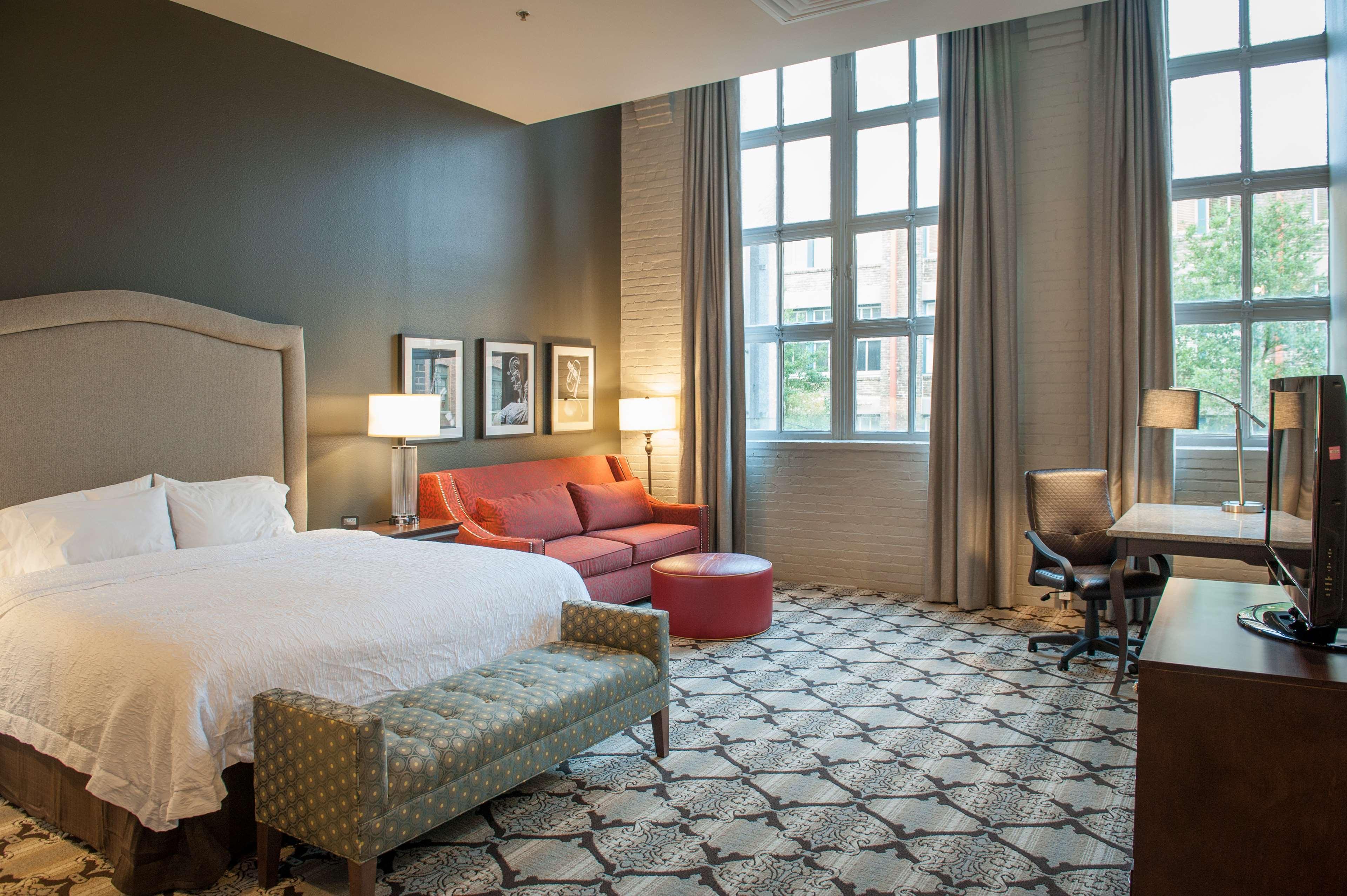 Hampton Inn And Suites New Orleans Convention Center Екстер'єр фото