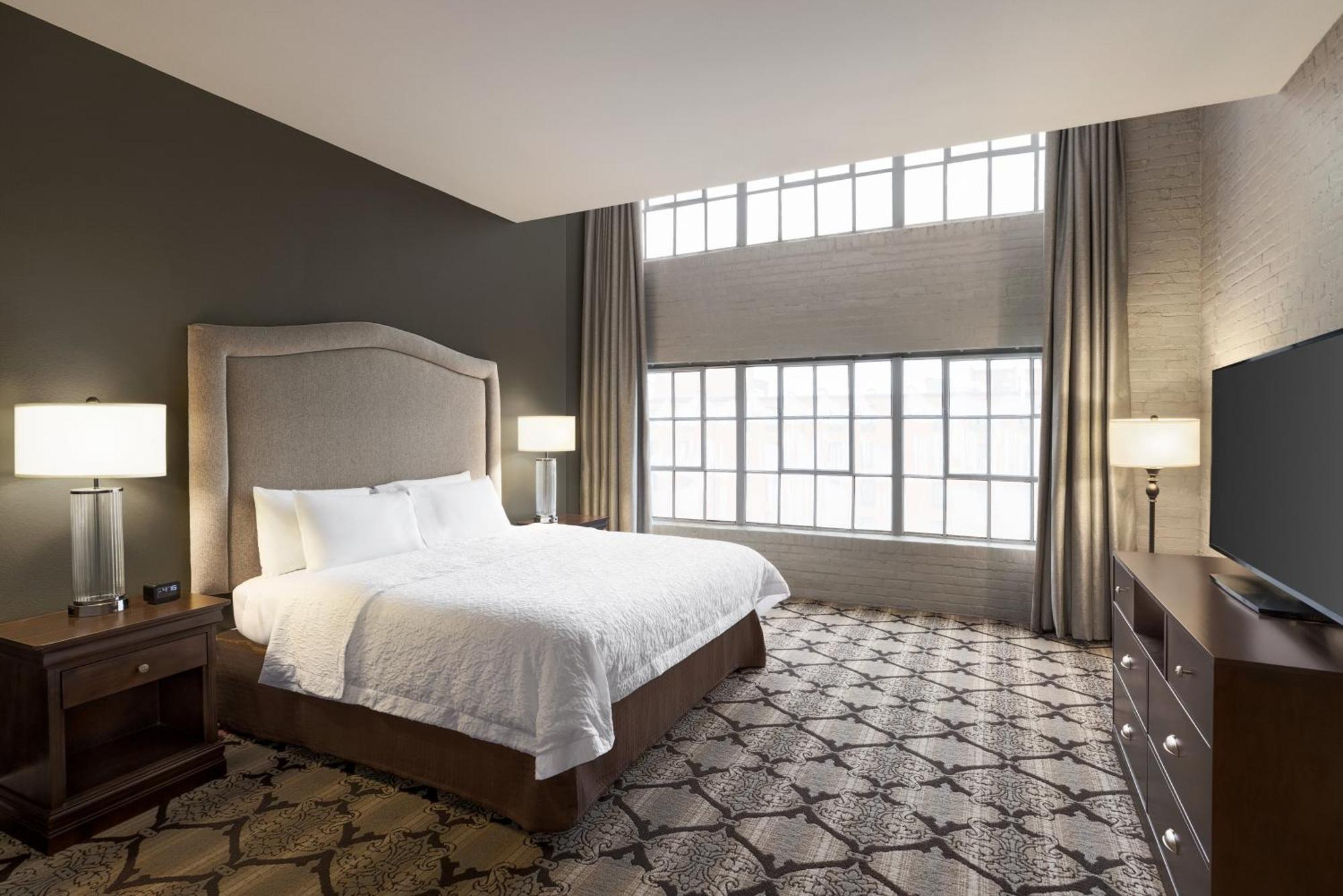 Hampton Inn And Suites New Orleans Convention Center Екстер'єр фото