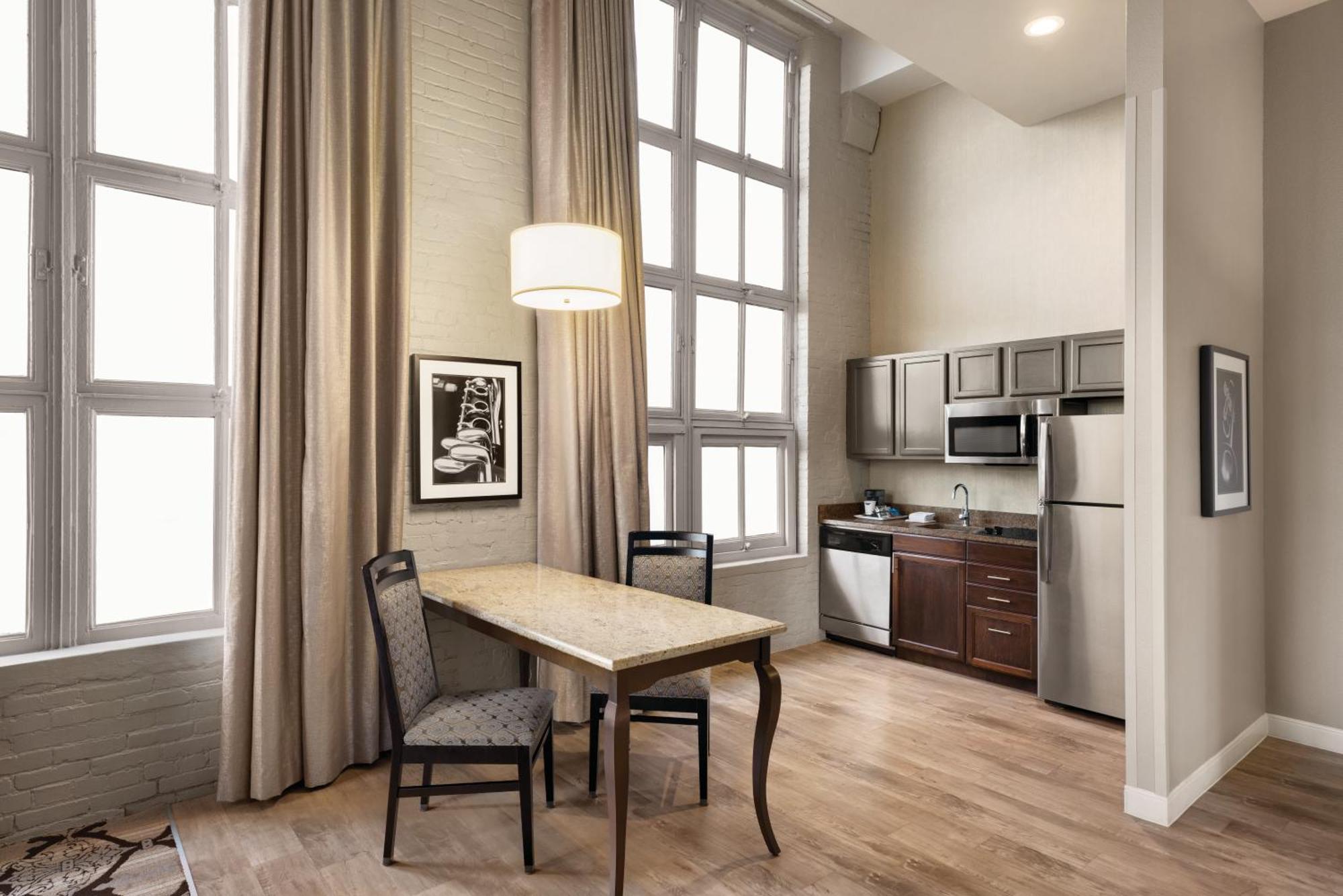 Hampton Inn And Suites New Orleans Convention Center Екстер'єр фото
