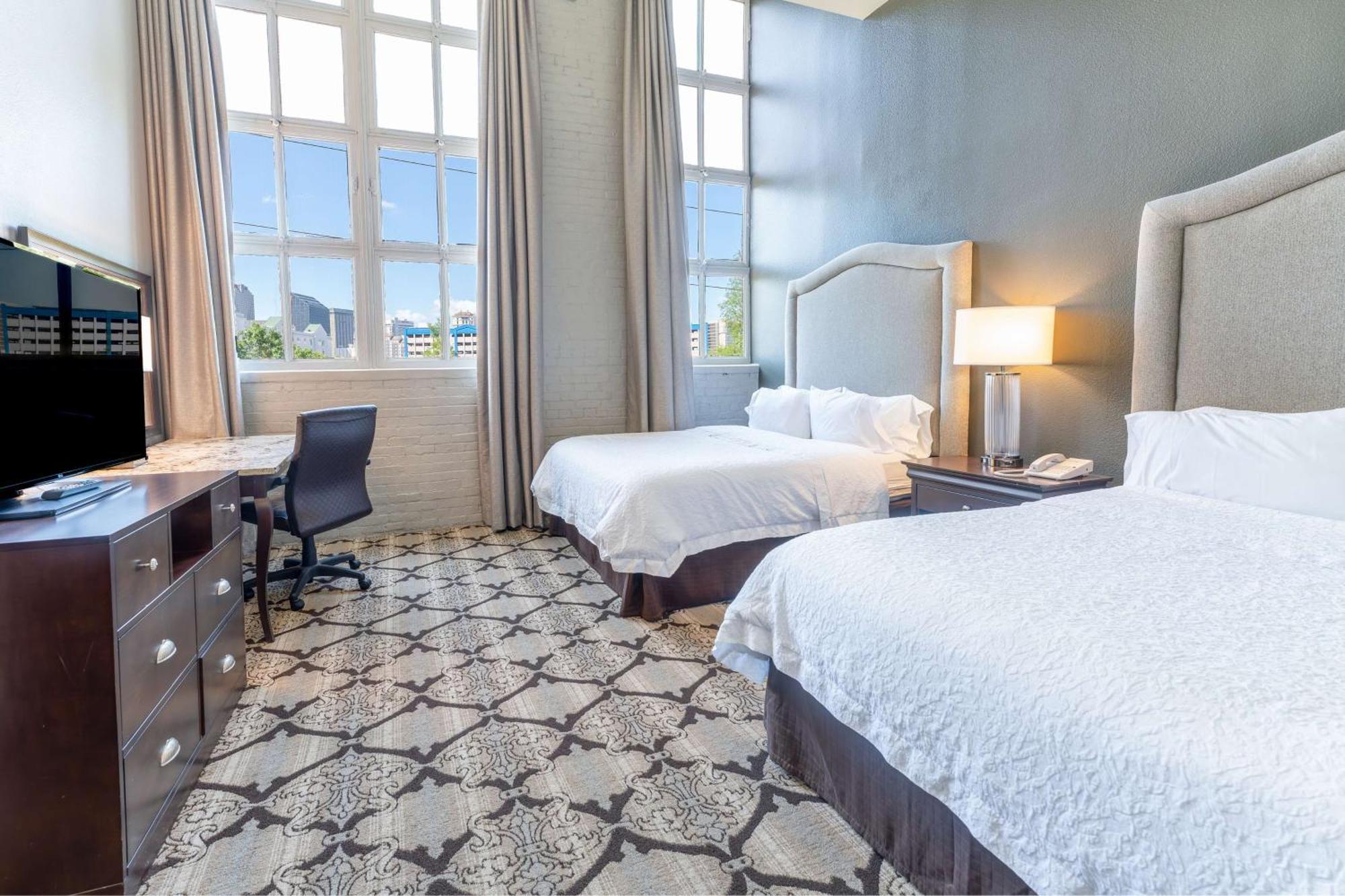 Hampton Inn And Suites New Orleans Convention Center Екстер'єр фото