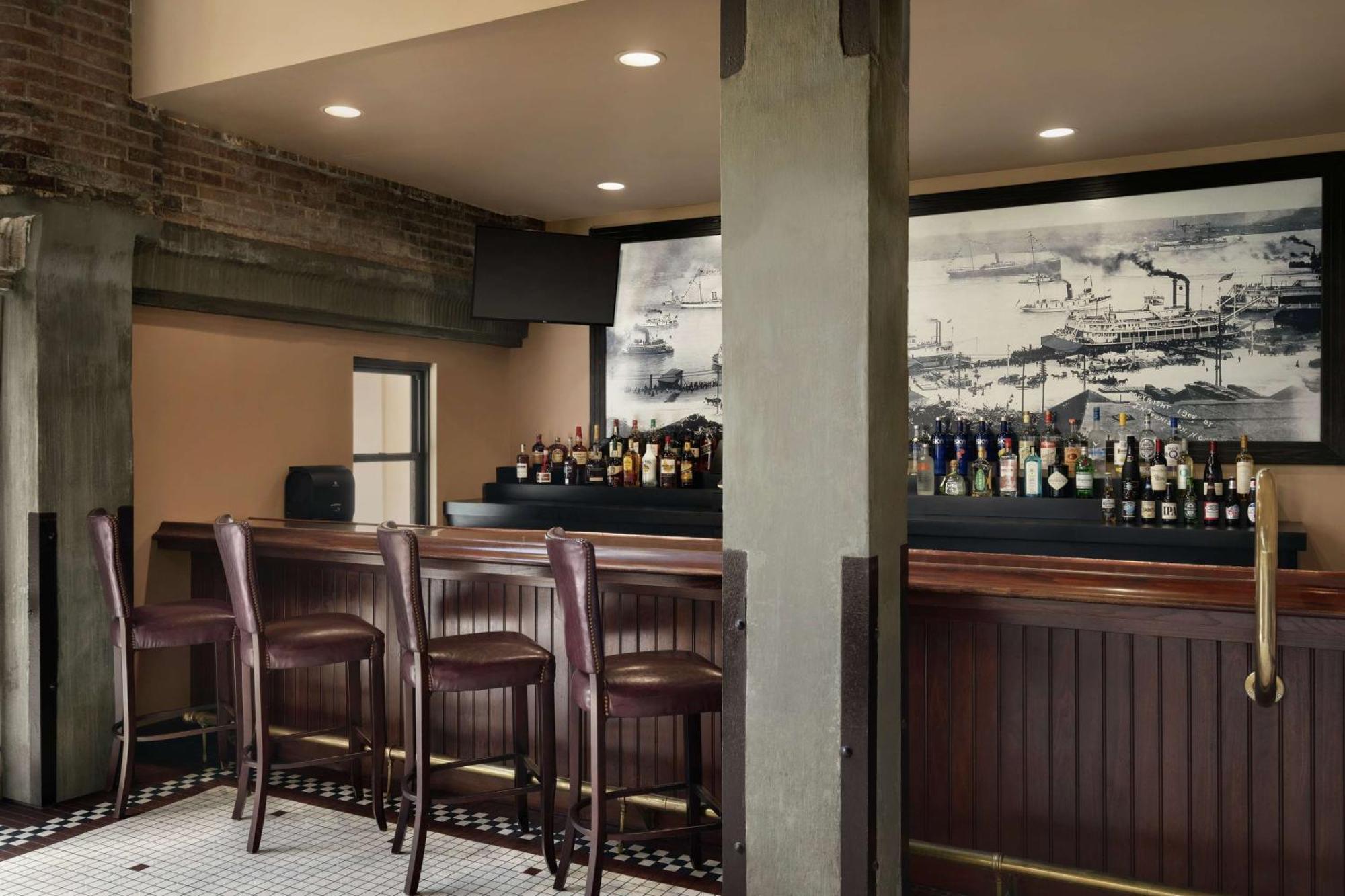 Hampton Inn And Suites New Orleans Convention Center Екстер'єр фото