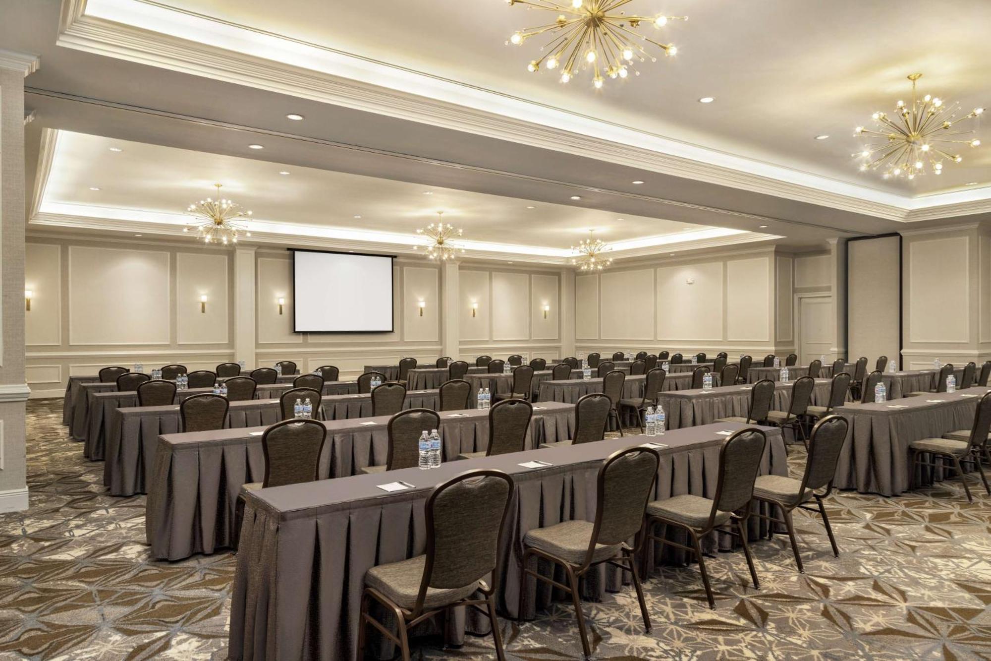 Hampton Inn And Suites New Orleans Convention Center Екстер'єр фото