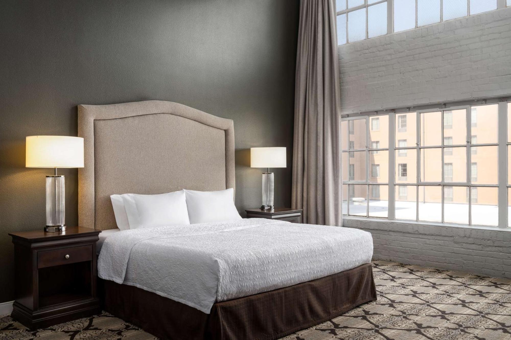 Hampton Inn And Suites New Orleans Convention Center Екстер'єр фото